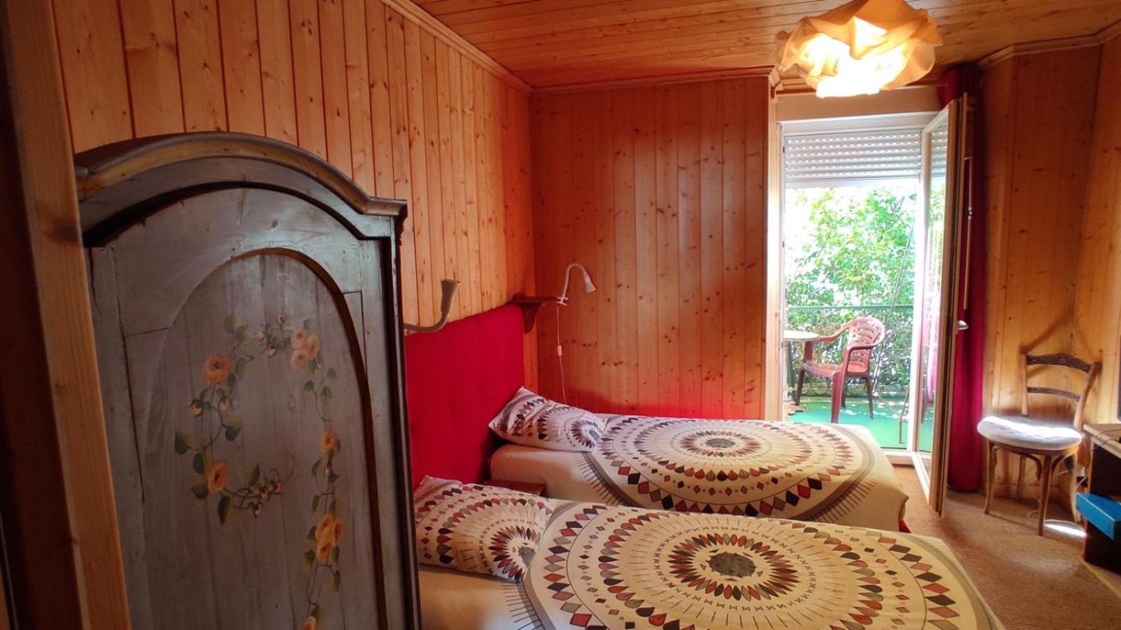 Хостел Chez Lizon Барселоннет Экстерьер фото